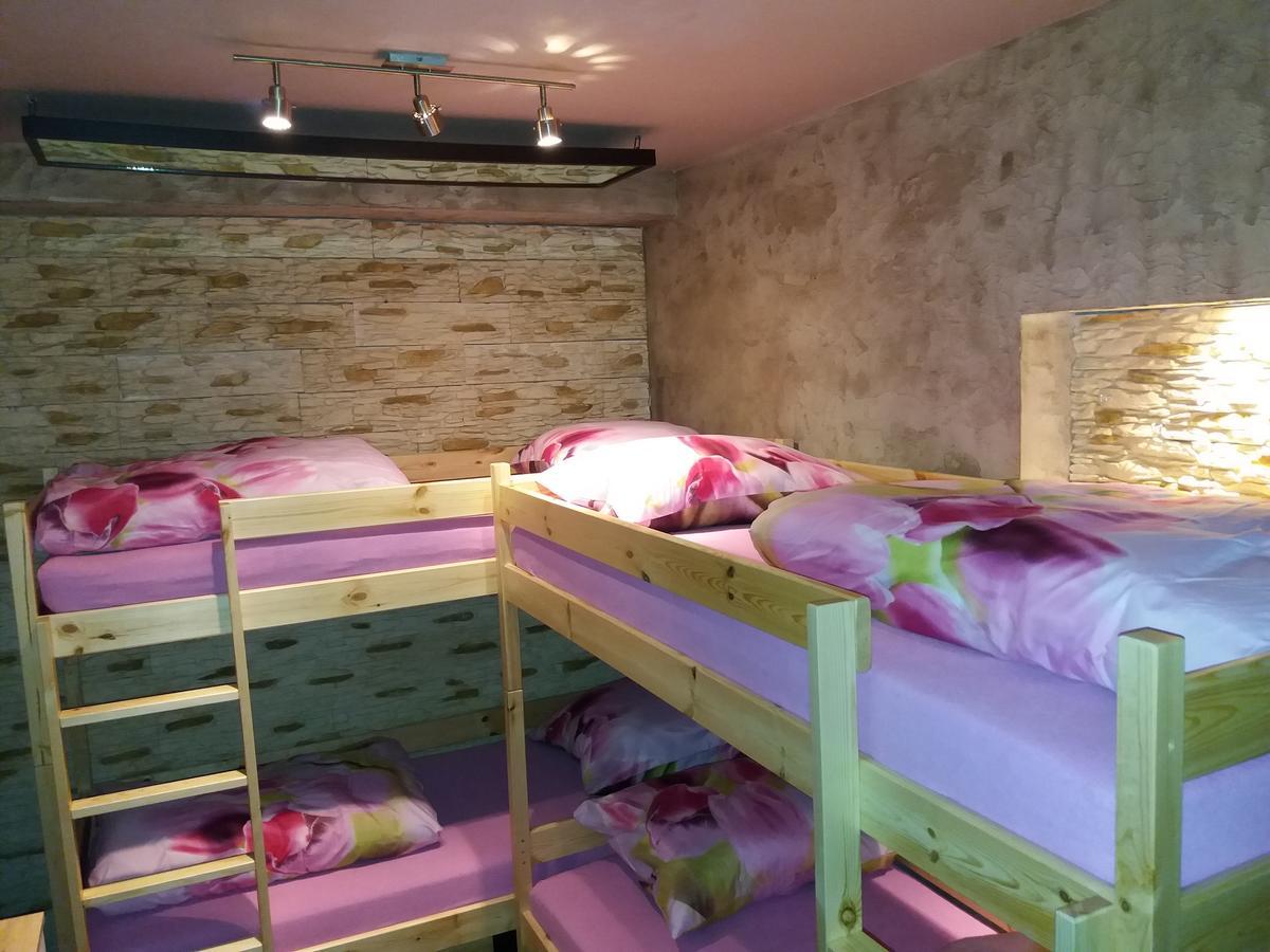 Lawendowy Hostelクラクフ エクステリア 写真